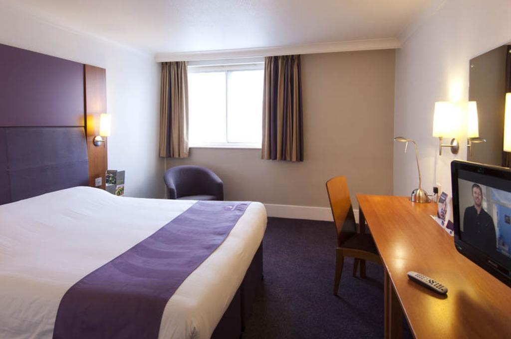Premier Inn London Croydon Town Centre 客房 照片