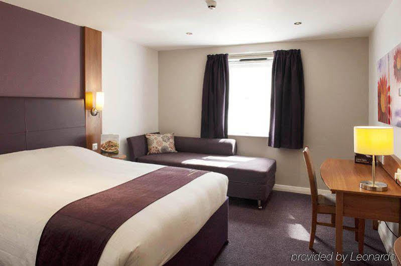Premier Inn London Croydon Town Centre 外观 照片