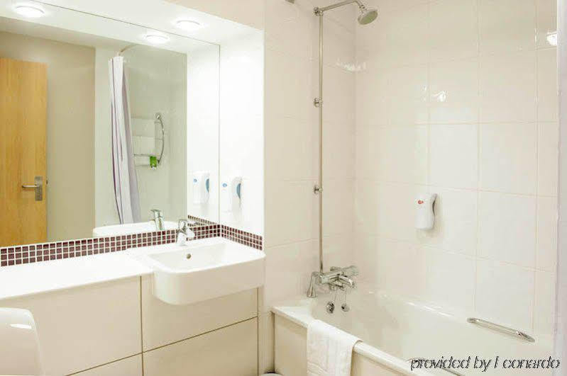 Premier Inn London Croydon Town Centre 外观 照片